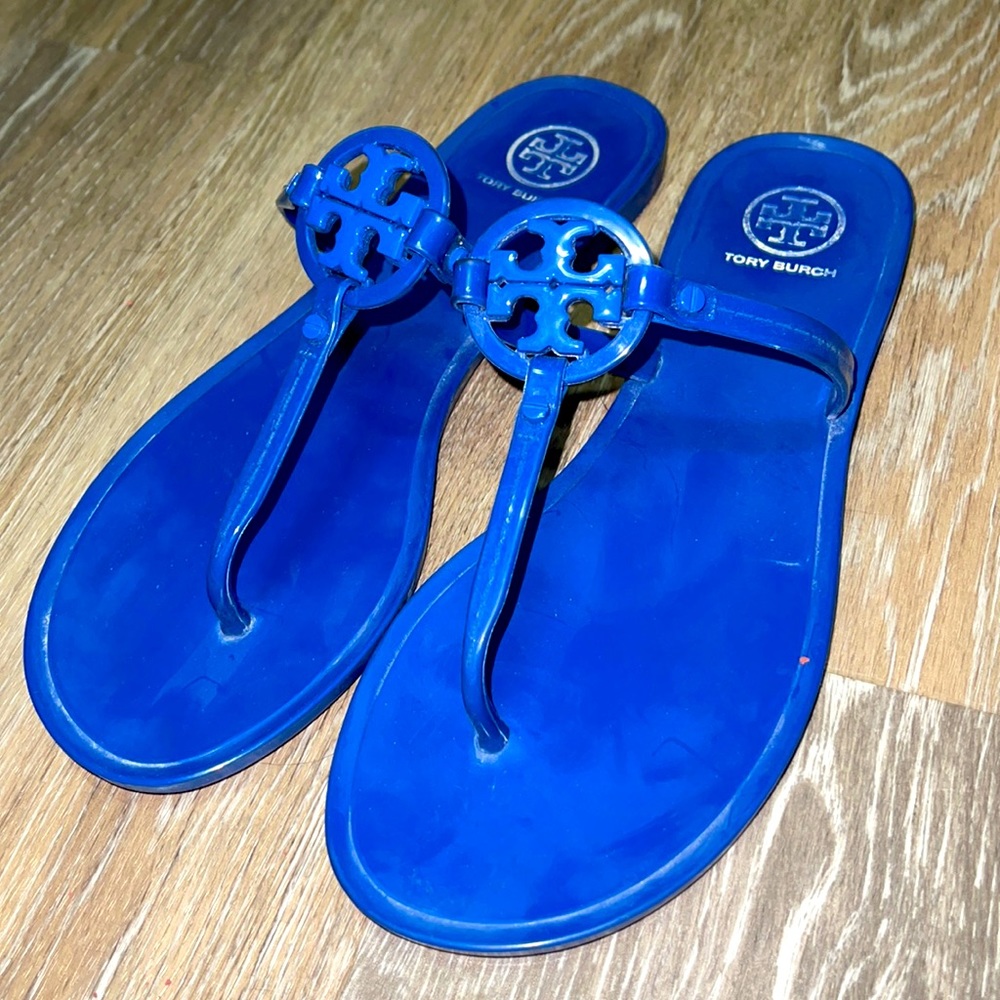 Tory Burch flipssss